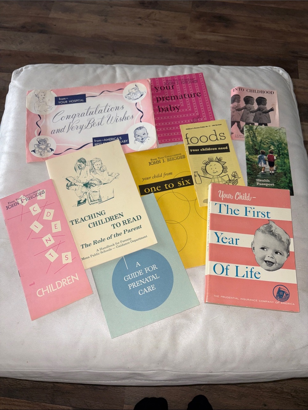 VINTAGE BUNDLE OF PARENTING GUIDANCE BOOKLETS